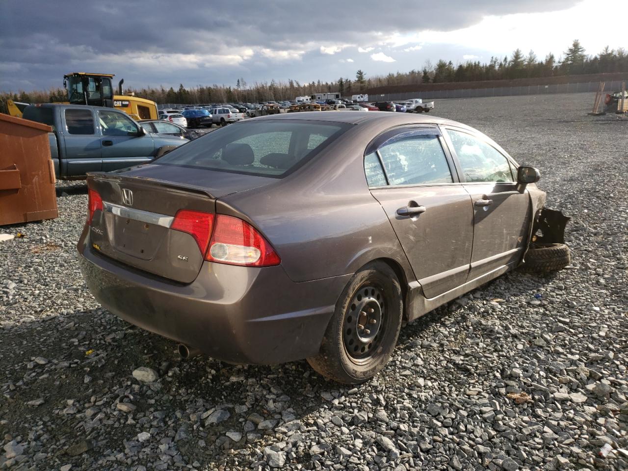 Photo 4 from auction – 2011 HONDA CIVIC LX-S with VIN 2HGFA1E63BH012377