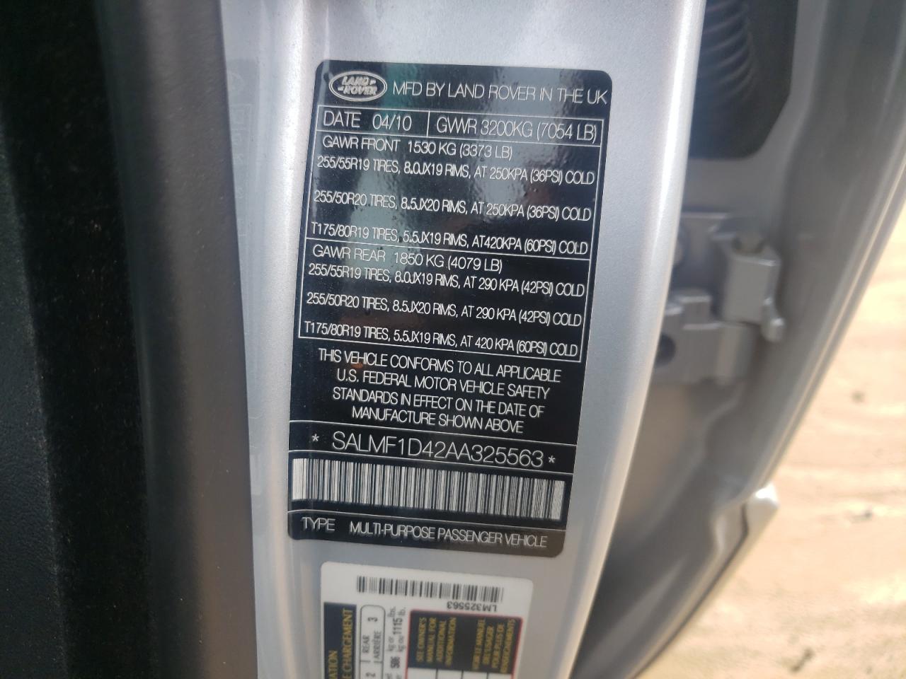 Photo 10 from auction – 2010 LAND ROVER RANGE ROVE with VIN SALMF1D42AA325563