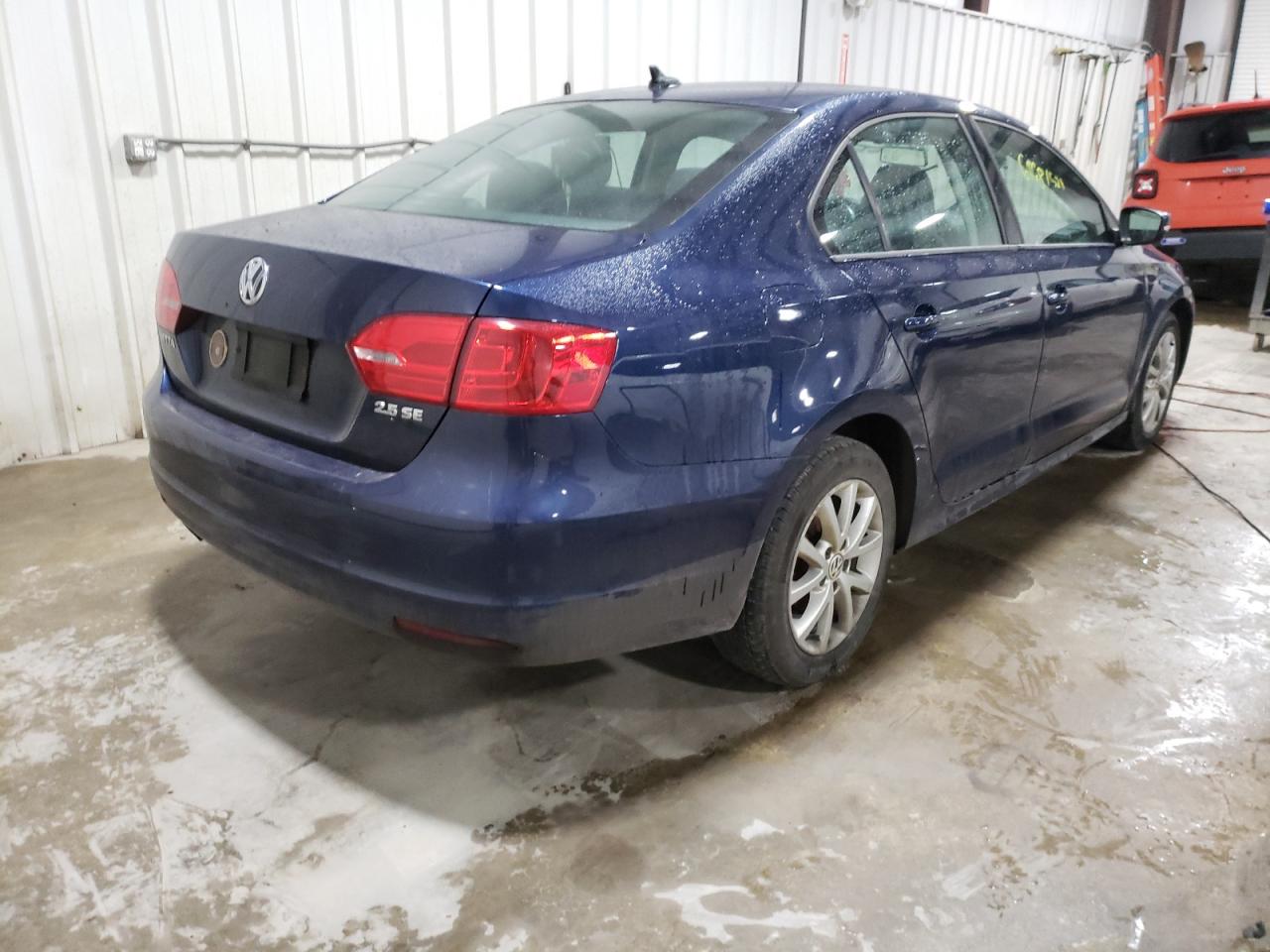 Photo 4 from auction – 2012 VOLKSWAGEN JETTA SE with VIN 3VWDP7AJ3CM341601