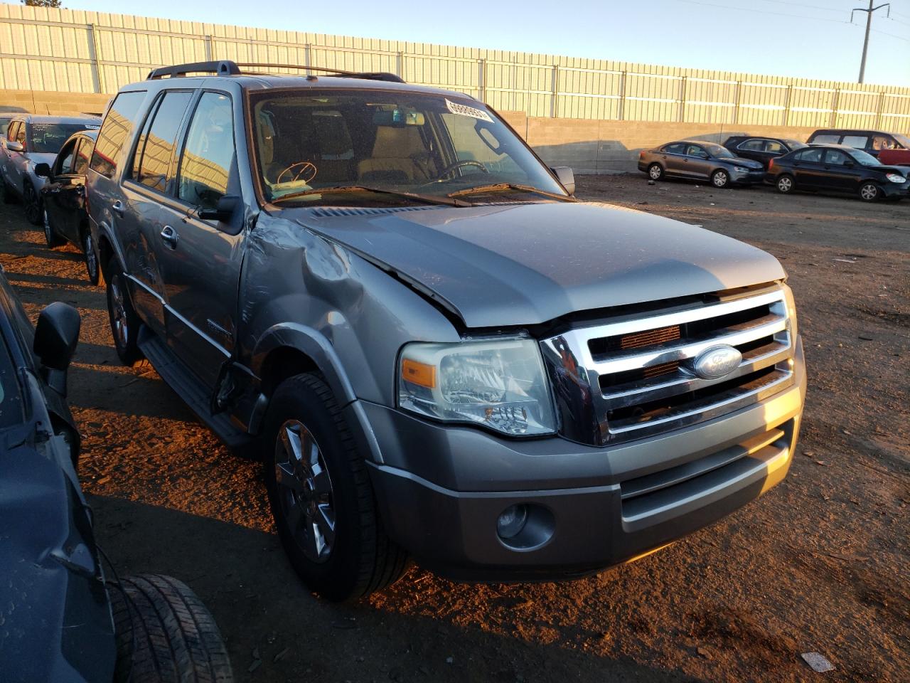 FORD EXPEDITION 2008 with VIN 1FMFU15518LA68631 - Photo from auction