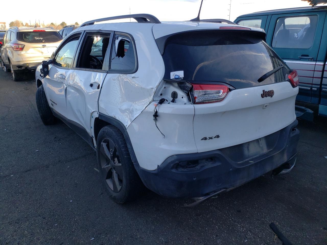 Photo 3 from auction – 2016 JEEP CHEROKEE L with VIN 1C4PJMCS5GW250812
