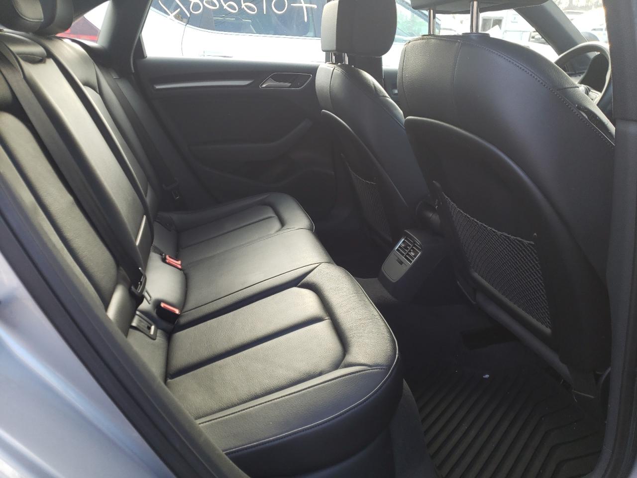 Photo 6 from auction – 2019 AUDI A3 PREMIUM with VIN WAUBEGFF4K1019384
