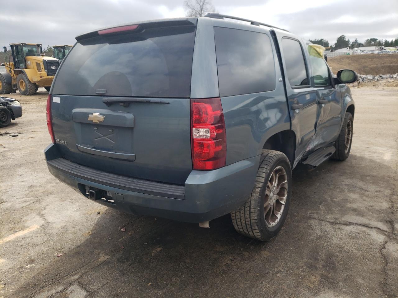Photo 4 from auction – 2008 CHEVROLET TAHOE with VIN 1GNFC13C98R277516
