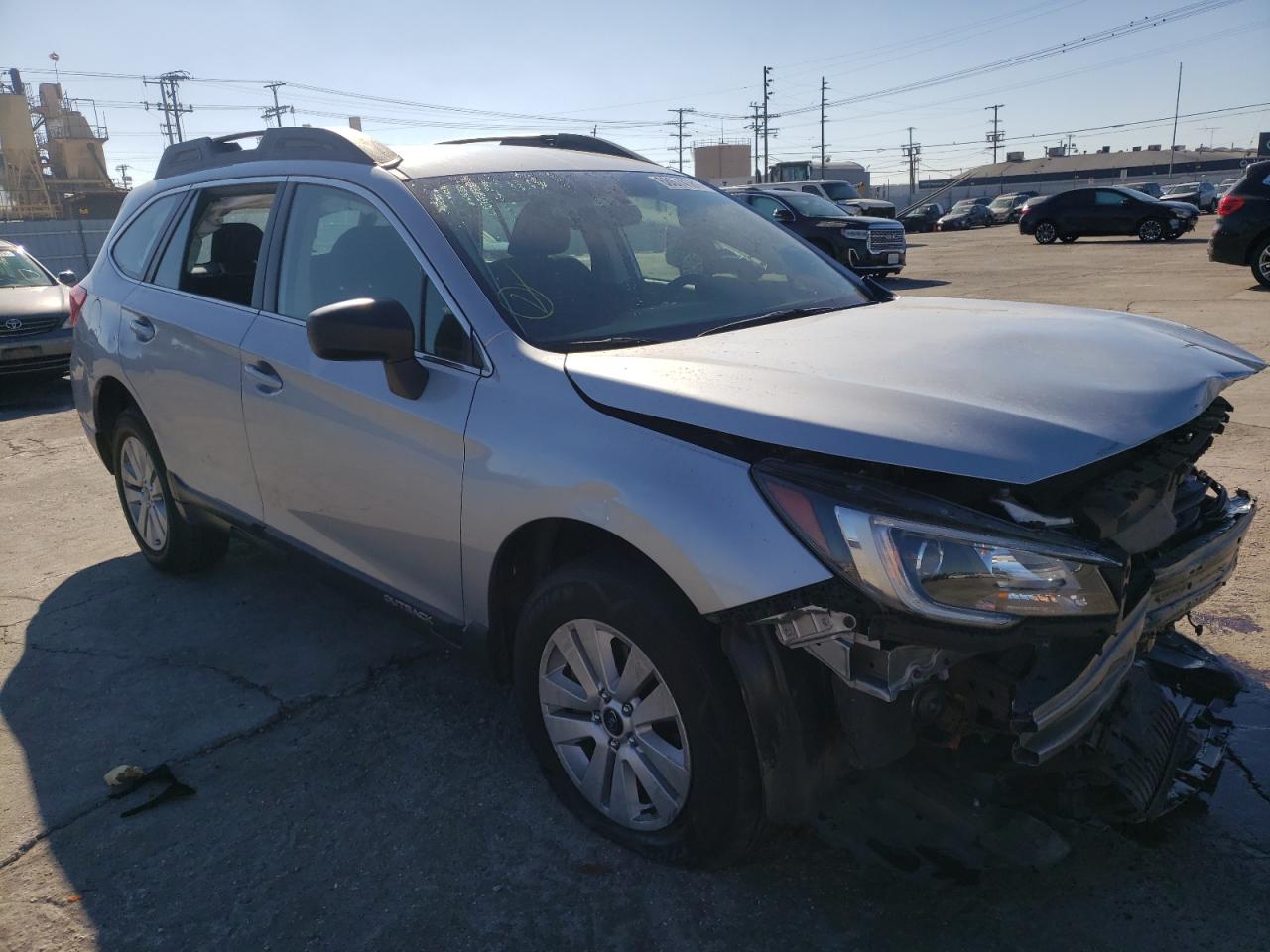 SUBARU OUTBACK 2. 2018 with VIN 4S4BSAAC2J3381122 - Photo from auction