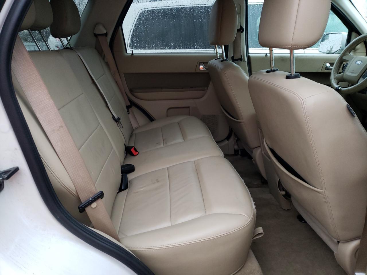 Photo 6 from auction – 2011 FORD ESCAPE LIM with VIN 1FMCU0EGXBKC70122