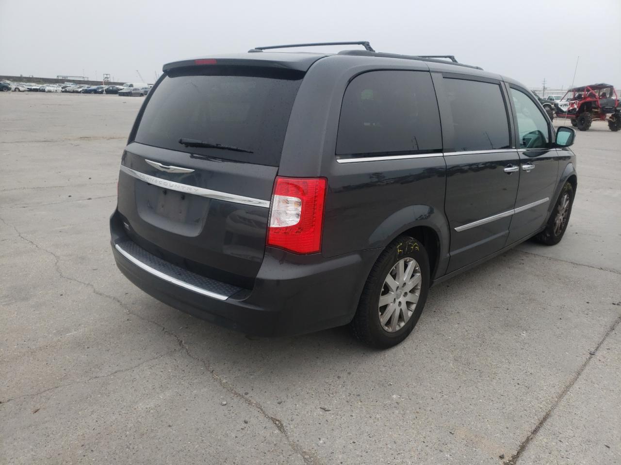 Photo 4 from auction – 2011 CHRYSLER TOWN & COU with VIN 2A4RR8DG3BR758646