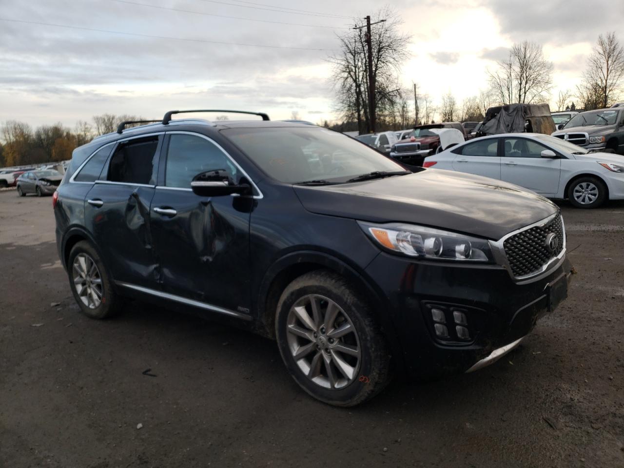 Photo 1 from auction – 2016 KIA SORENTO SX with VIN 5XYPKDA53GG148996