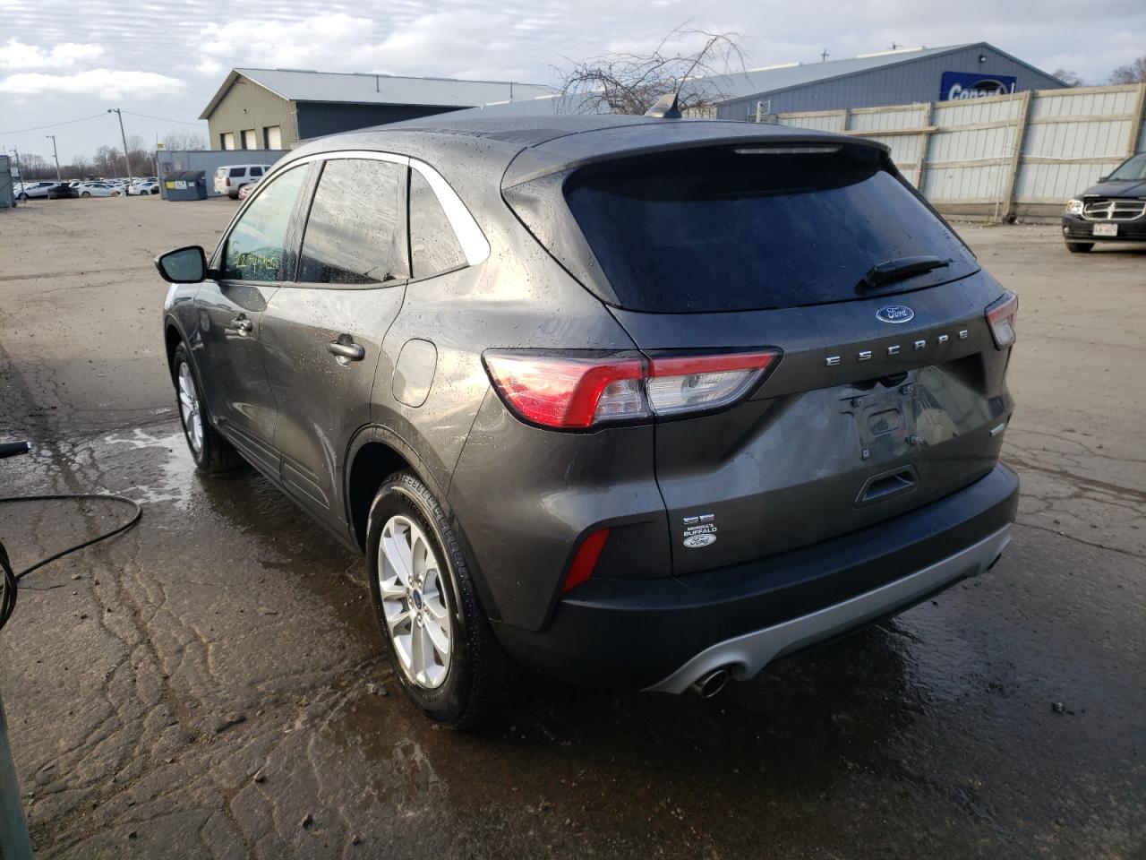 Photo 3 from auction – 2020 FORD ESCAPE SE with VIN 1FMCU0G63LUC31981