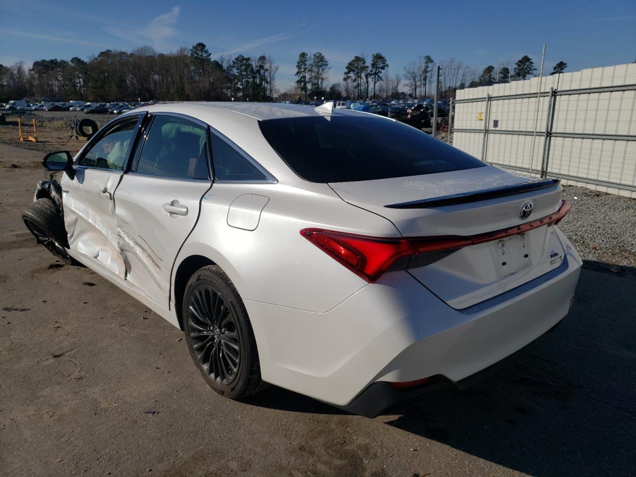 Photo 3 from auction – 2020 TOYOTA AVALON with VIN 4T1E21FB4LU014863