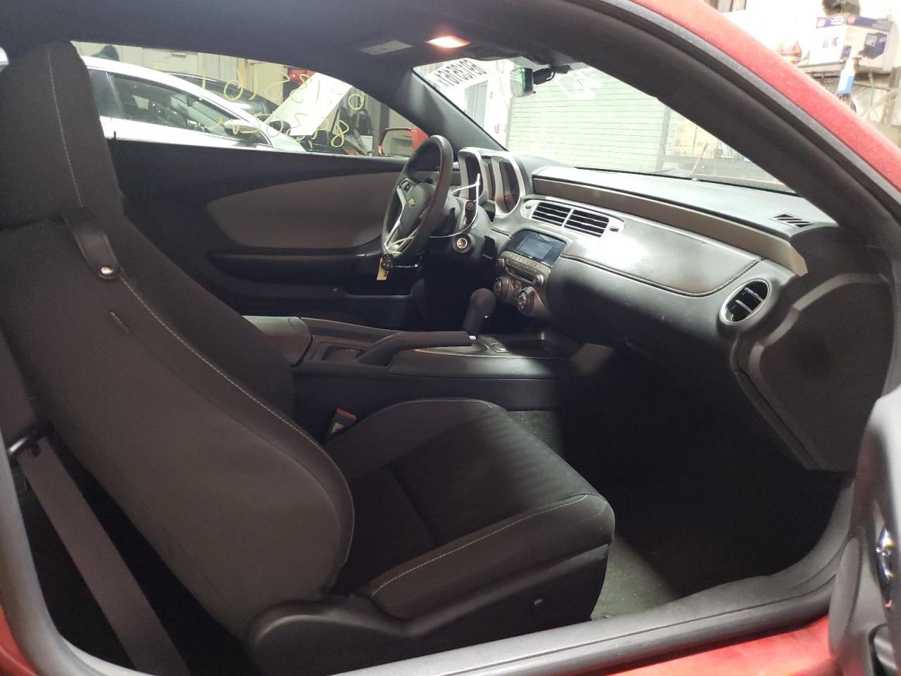 Photo 5 from auction – 2014 CHEVROLET CAMARO LS with VIN 2G1FA1E34E9228282