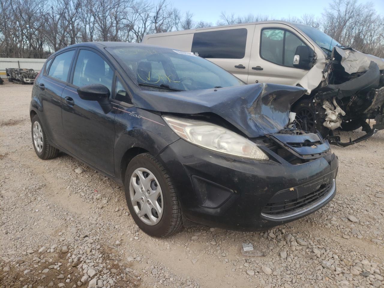 FORD FIESTA SE 2011 with VIN 3FADP4EJ8BM132578 - Photo from auction
