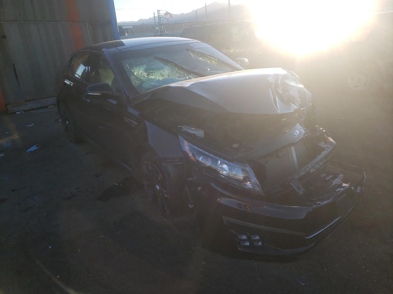 KIA OPTIMA SX 2015 with VIN 5XXGR4A69FG505024 - Photo from auction