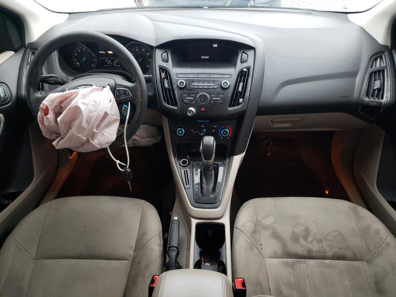 Photo 9 from auction – 2018 FORD FOCUS SE with VIN 1FADP3F28JL225201