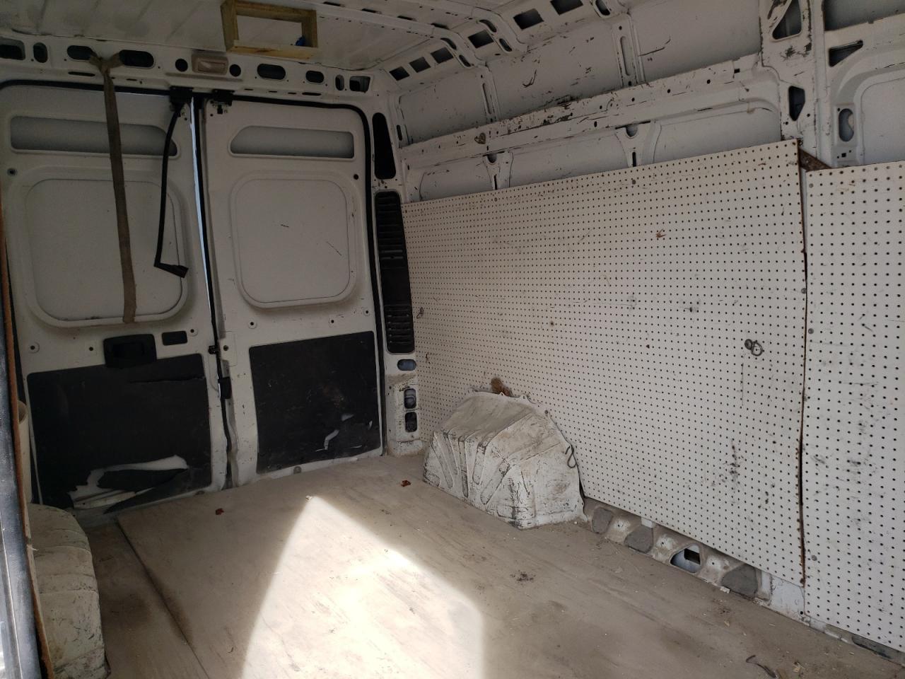 Photo 6 from auction – 2018 RAM PROMASTER with VIN 3C6TRVDG2JE112208