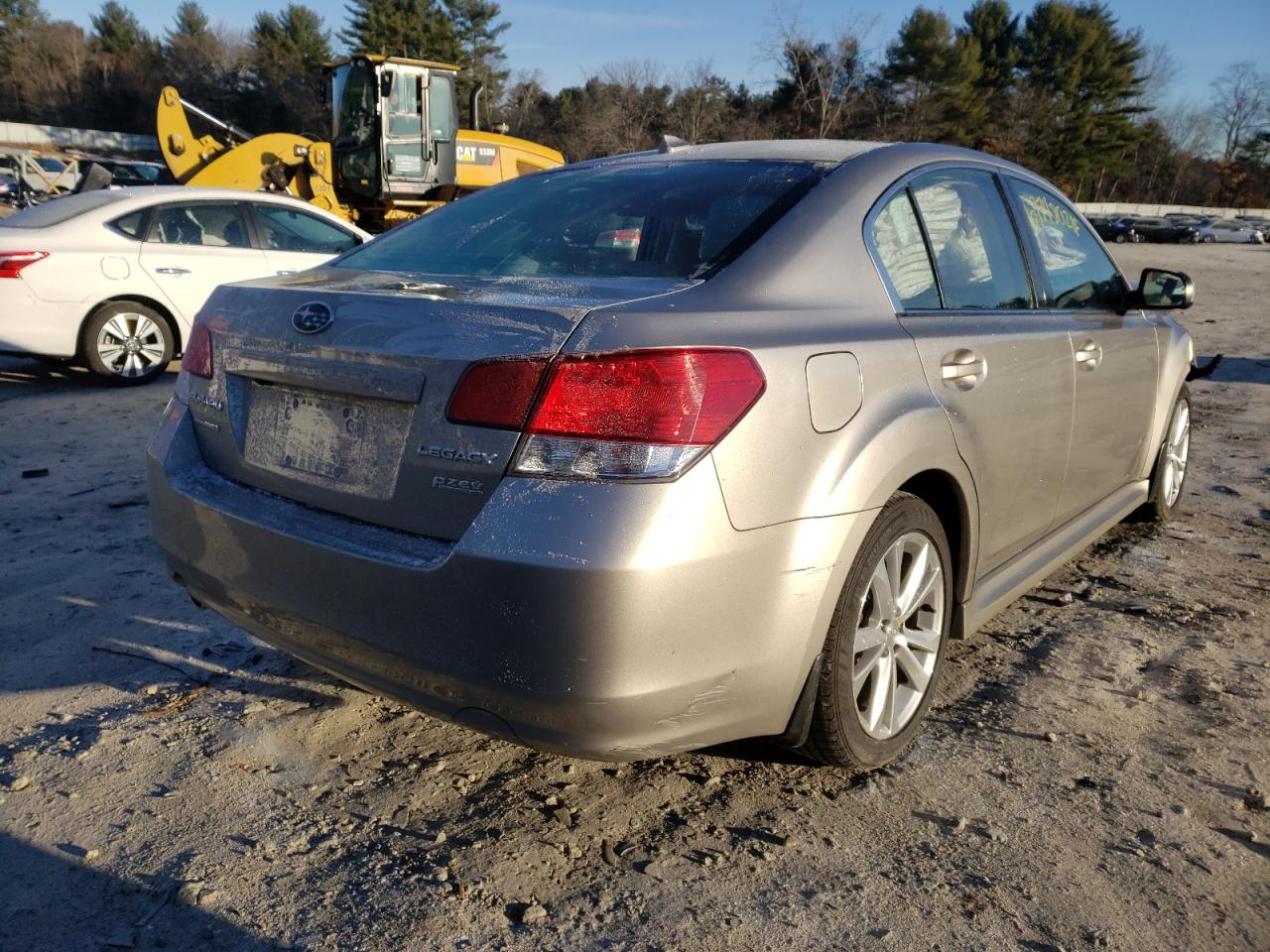 Photo 4 from auction – 2014 SUBARU LEGACY 2.5 with VIN 4S3BMBL64E3033436
