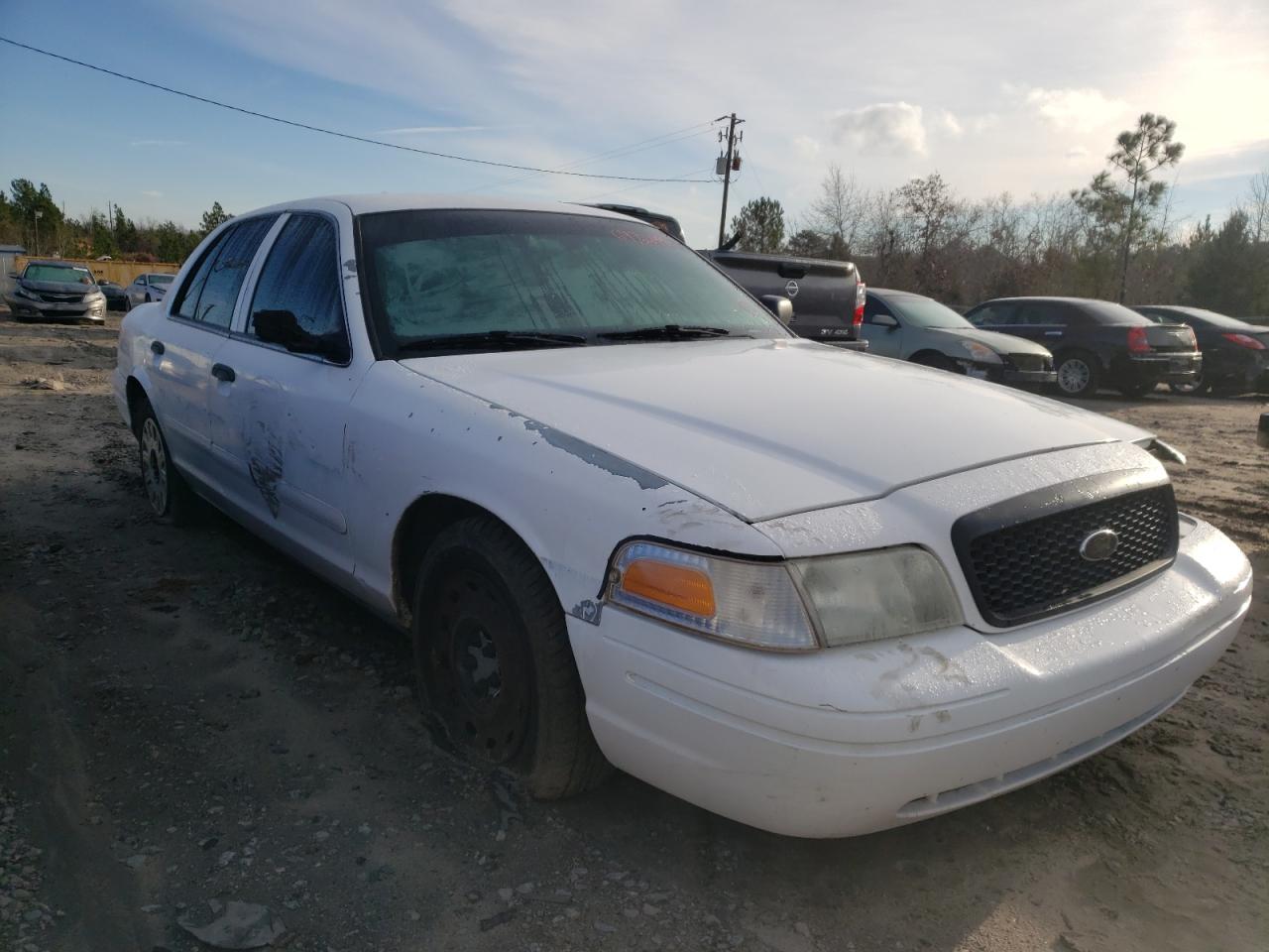 FORD CROWN VICT 2003 with VIN 2FAHP71W53X174474 - Photo from auction