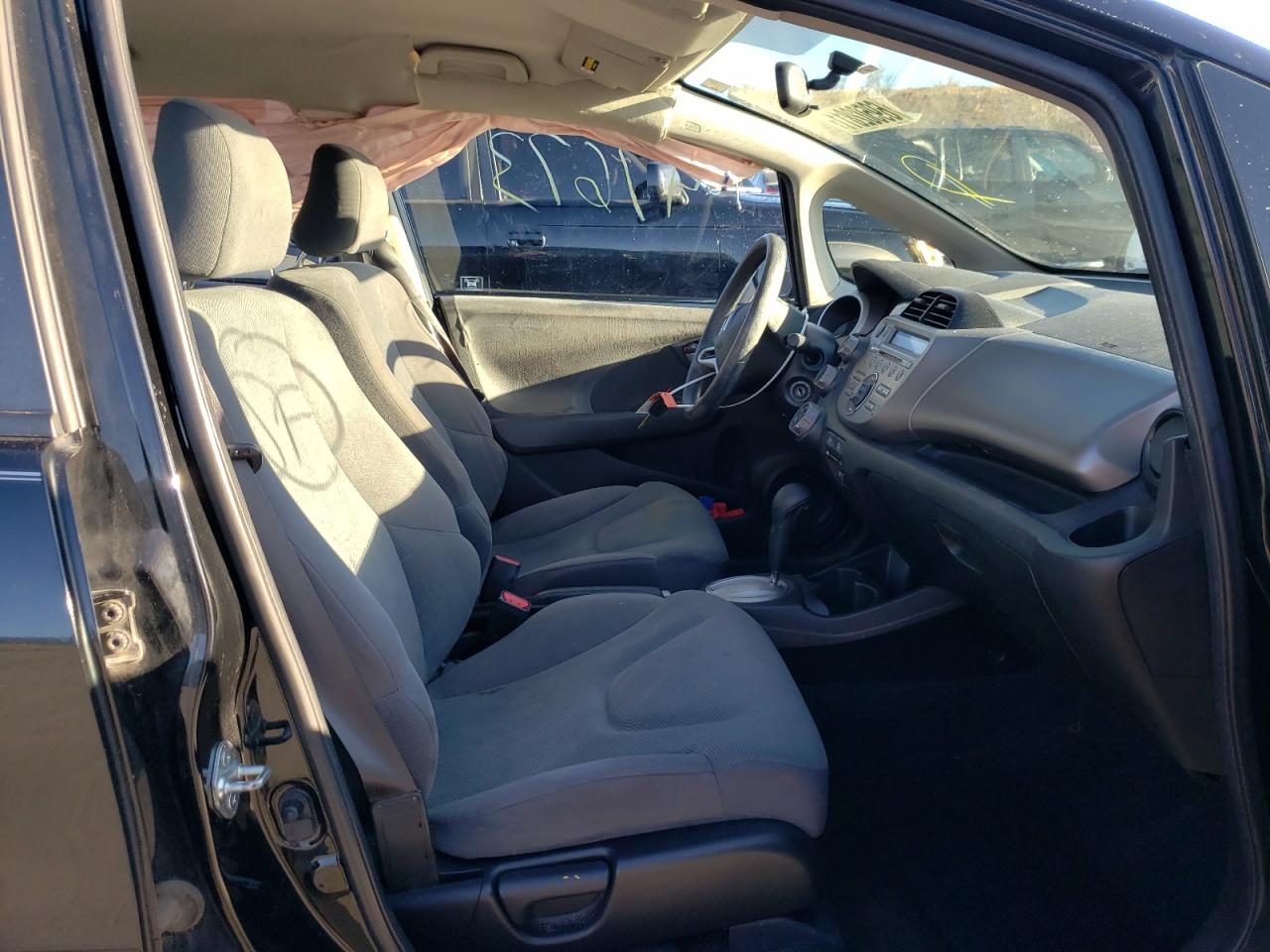Photo 5 from auction – 2012 HONDA FIT with VIN JHMGE8H32CC039560