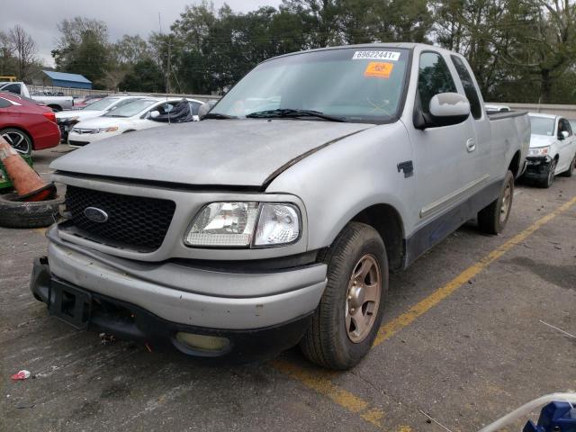 Photo 2 from auction – 2000 FORD F150 with VIN 1FTRX17L2YNB62381
