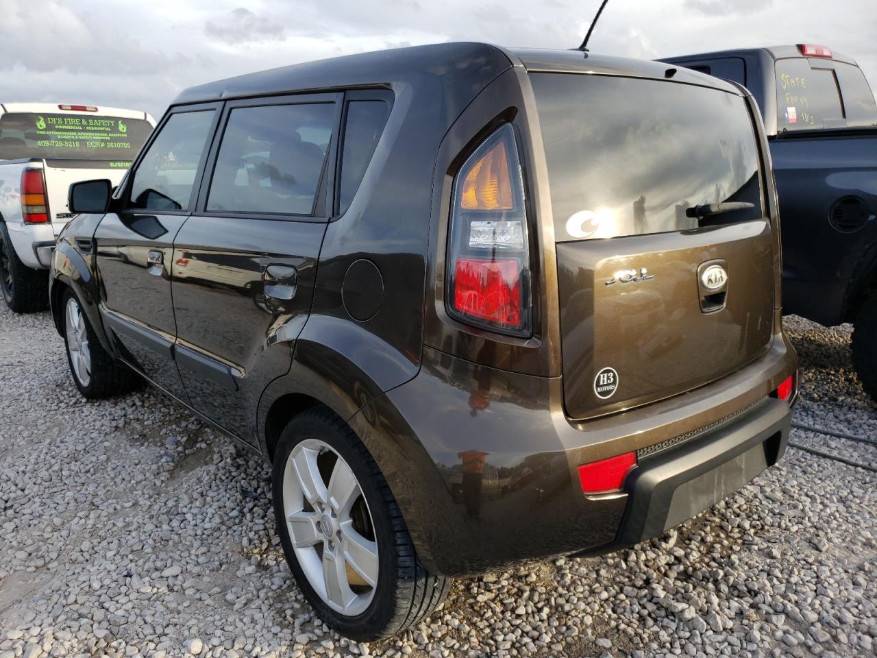 Photo 3 from auction – 2010 KIA SOUL + with VIN KNDJT2A25A7142280