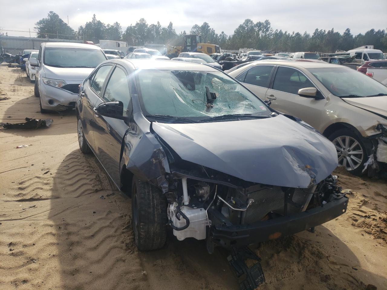 TOYOTA COROLLA L 2019 with VIN 5YFBURHE3KP938701 - Photo from auction