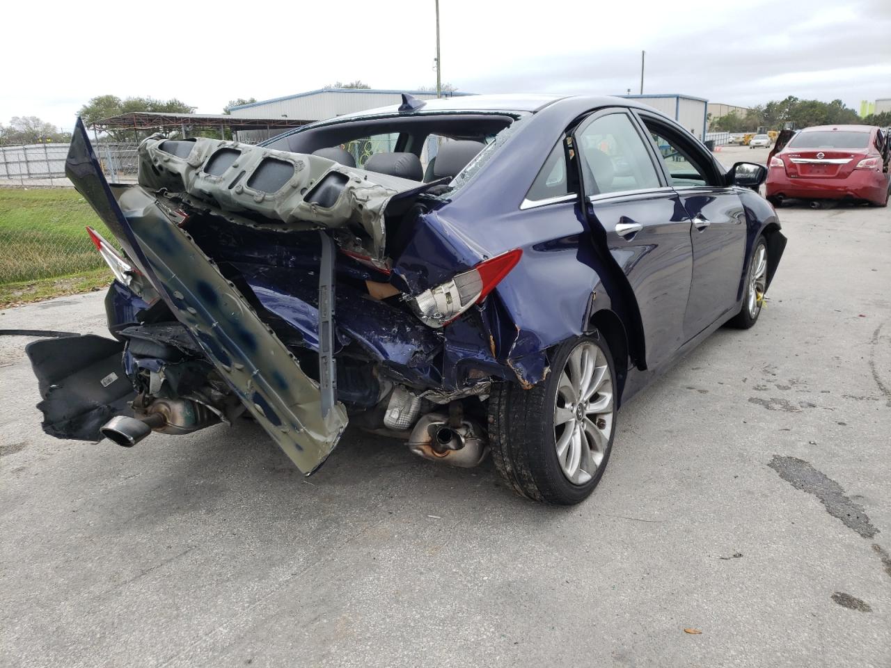 Photo 4 from auction – 2012 HYUNDAI SONATA SE with VIN 5NPEC4AC2CH429130