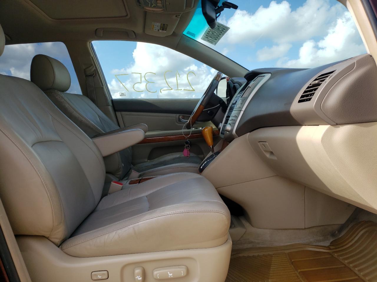صورة رقم 5 من المزاد - 2009 LEXUS RX 350 مع VIN JTJGK31U499852983