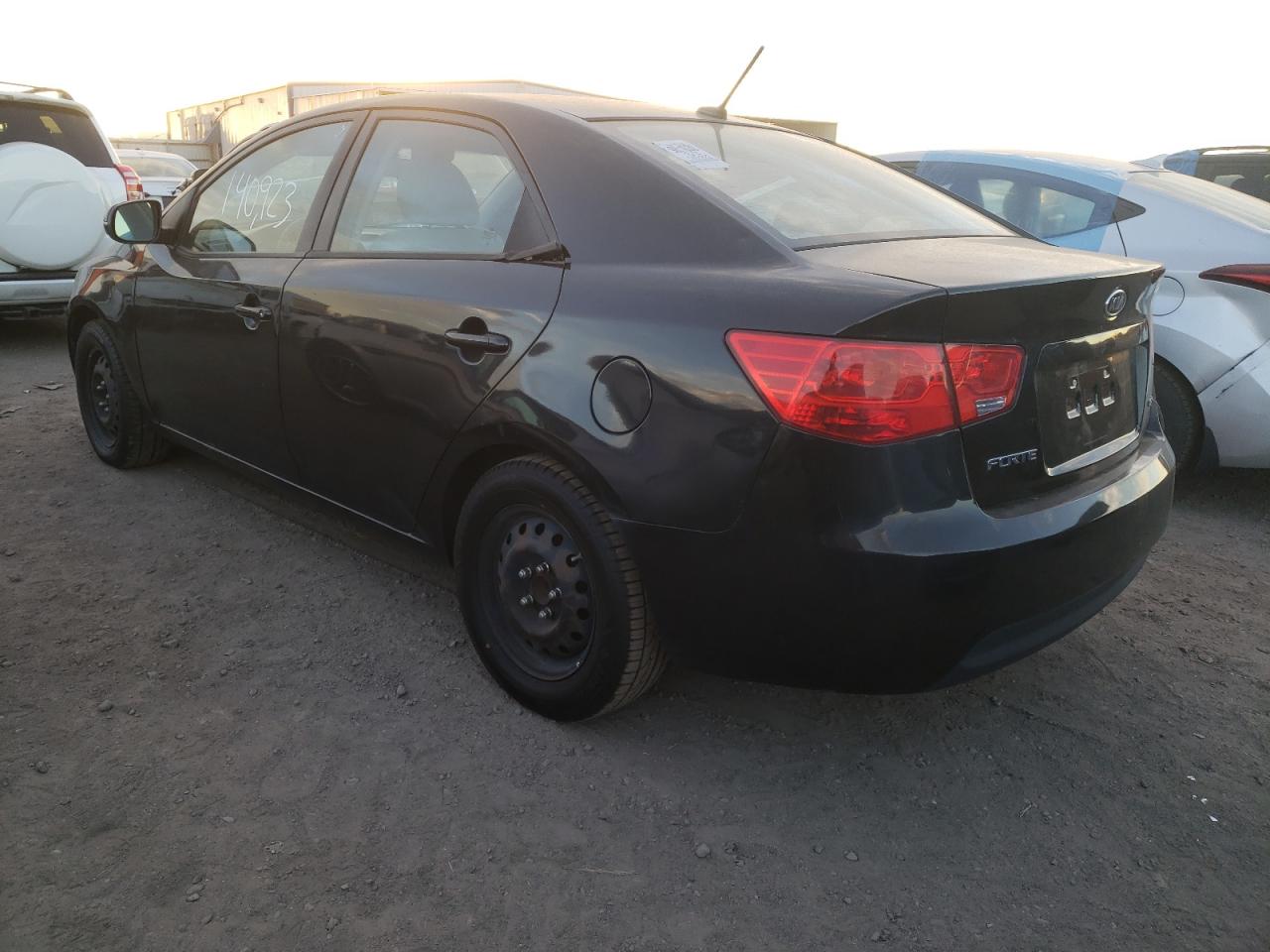 Photo 3 from auction – 2013 KIA FORTE EX with VIN KNAFU4A24D5732241