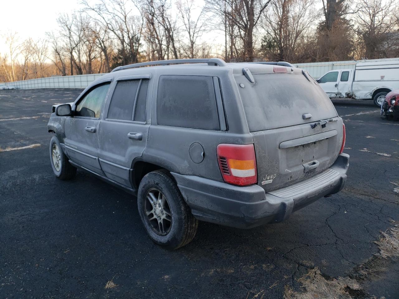 Photo 3 from auction – 2004 JEEP GRAND CHER with VIN 1J4GX48S44C112676