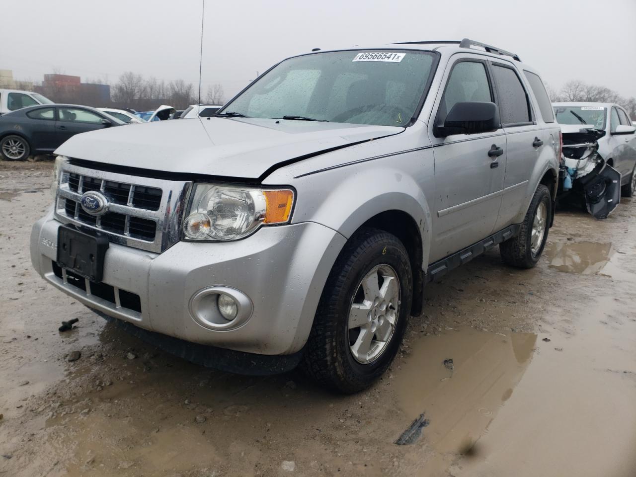 Photo 2 from auction – 2010 FORD ESCAPE XLT with VIN 1FMCU0DG8AKD32083