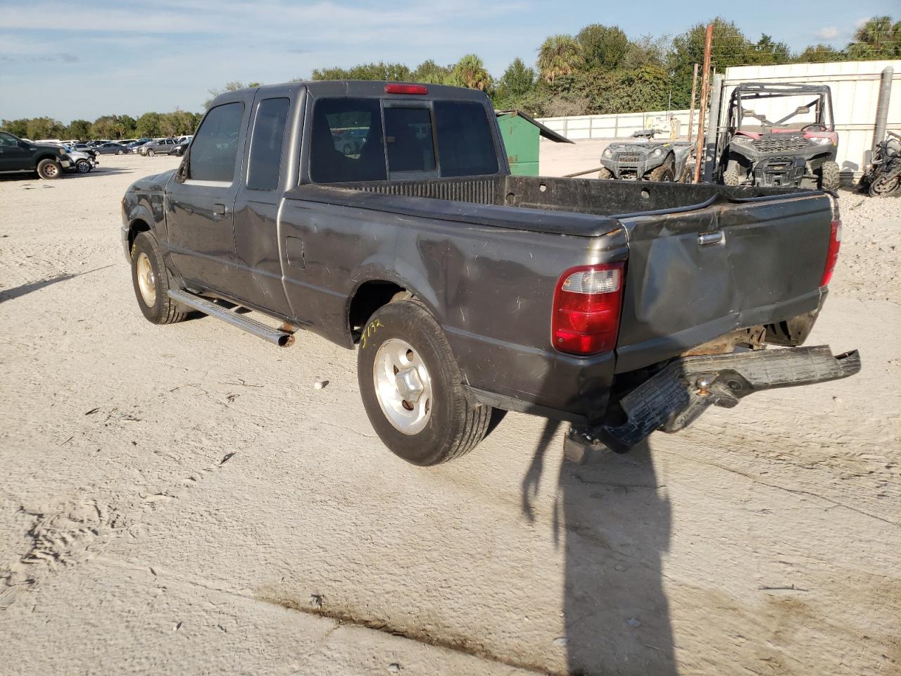 Photo 3 from auction – 2004 FORD RANGER SUP with VIN 1FTYR44E64PA85980