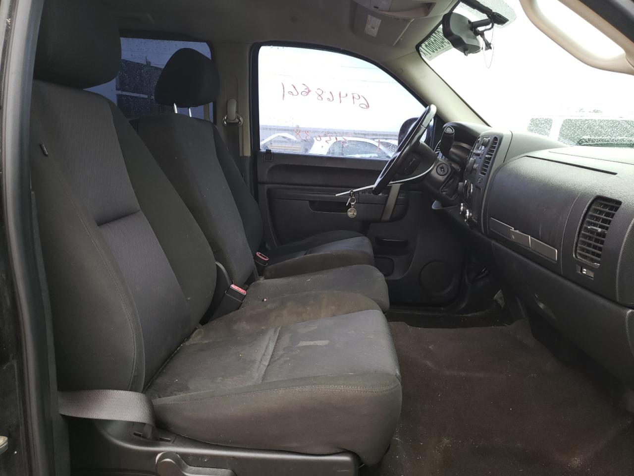 Photo 5 from auction – 2010 CHEVROLET SILVERADO with VIN 3GCRKSE33AG124633