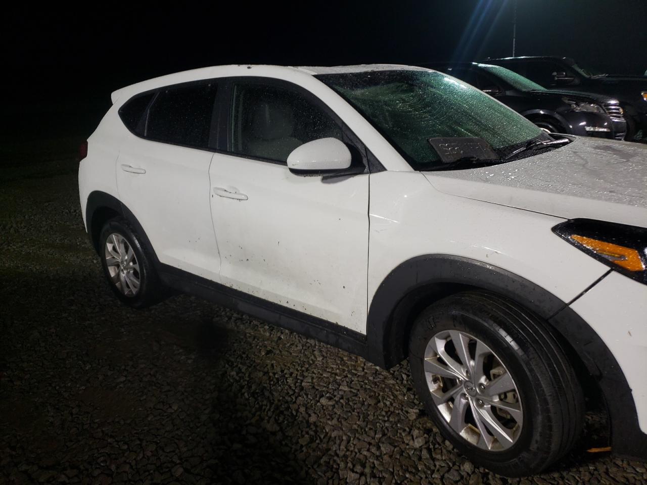 Photo 1 from auction – 2019 HYUNDAI TUCSON SE with VIN KM8J2CA40KU838487