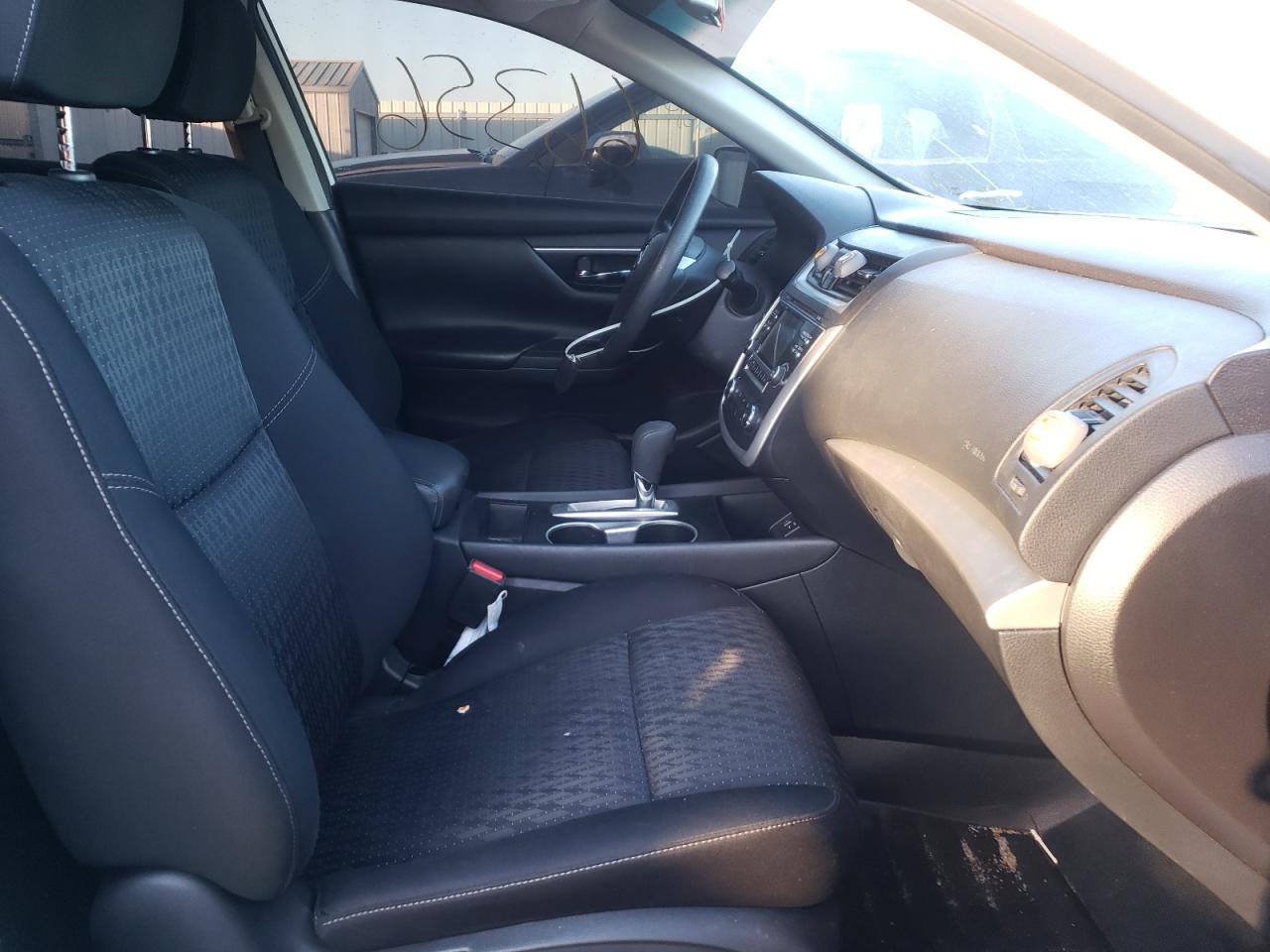 Photo 5 from auction – 2016 NISSAN ALTIMA 2.5 with VIN 1N4AL3AP5GN320491
