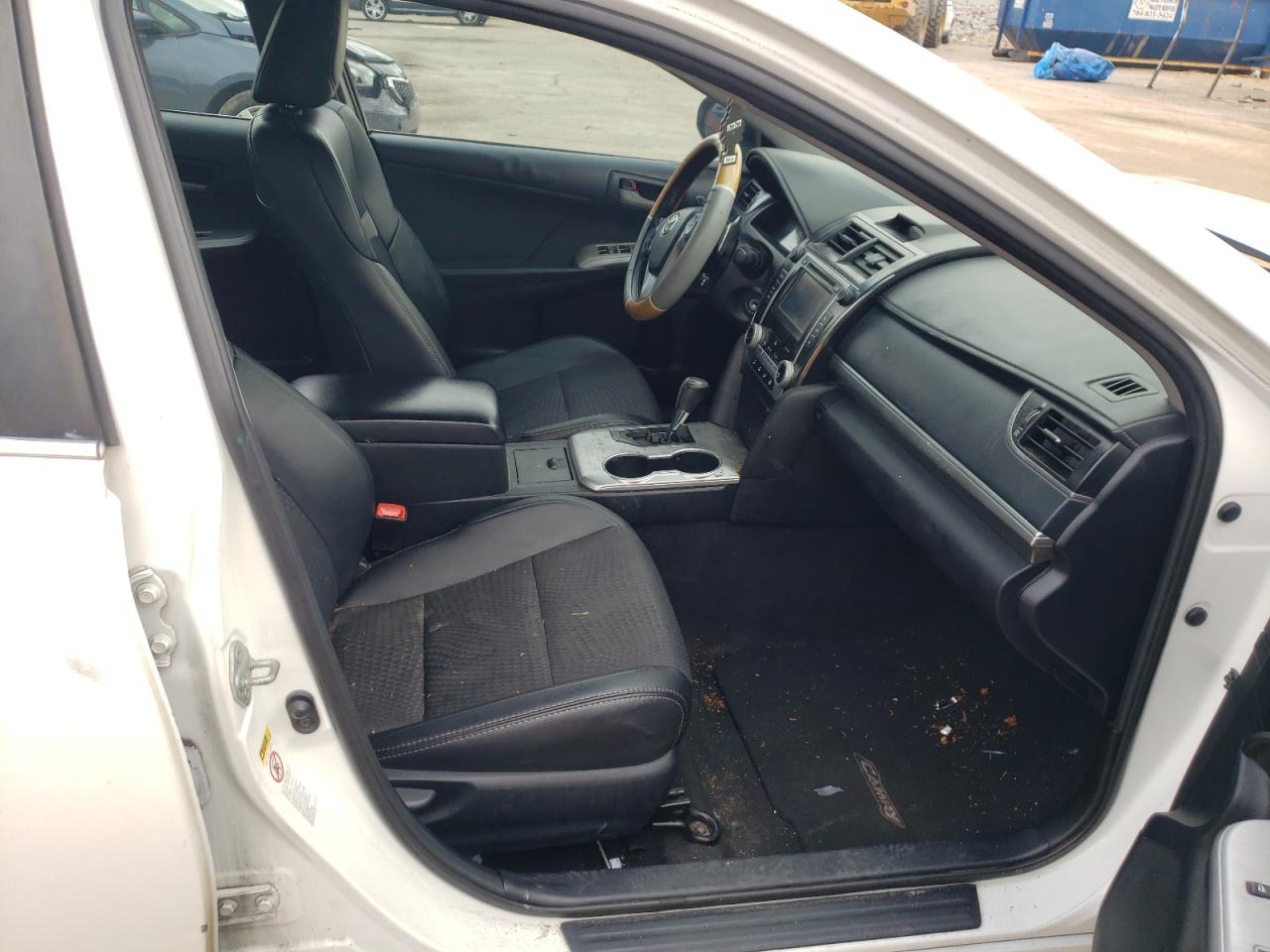 Photo 5 from auction – 2012 TOYOTA CAMRY BASE with VIN 4T1BF1FK1CU571057