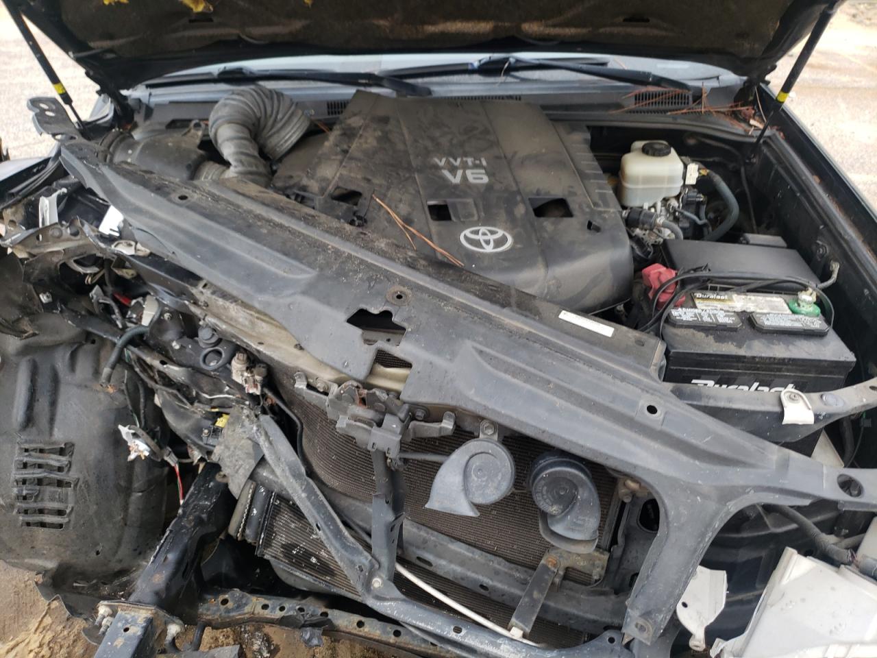 Photo 7 from auction – 2006 TOYOTA 4RUNNER SR with VIN JTEZU14R460080689