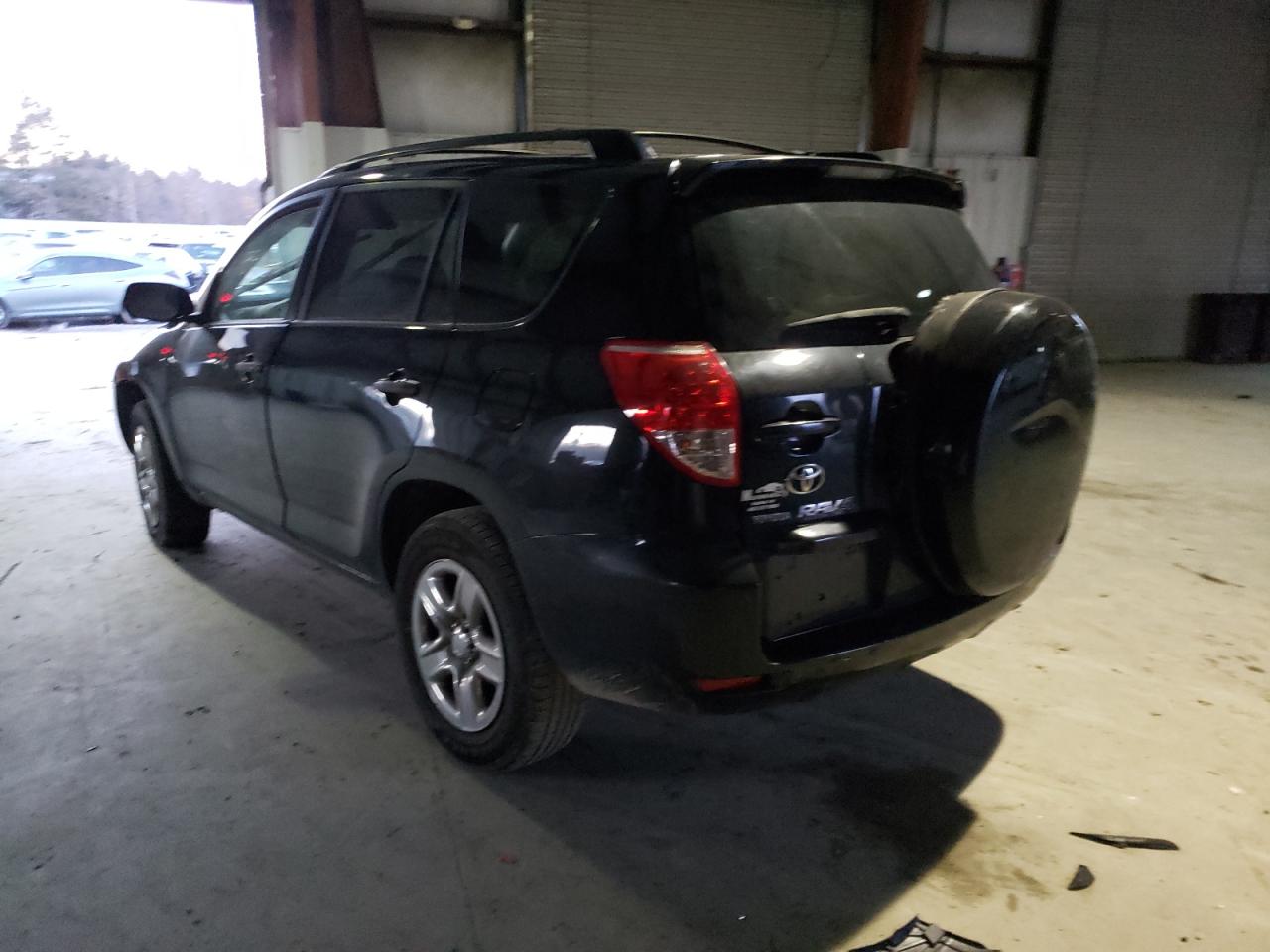 Photo 3 from auction – 2006 TOYOTA RAV4 with VIN JTMBD33VX66013821