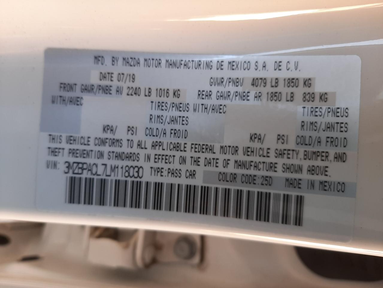 Photo 10 from auction – 2020 MAZDA 3 SELECT with VIN 3MZBPACL7LM118030