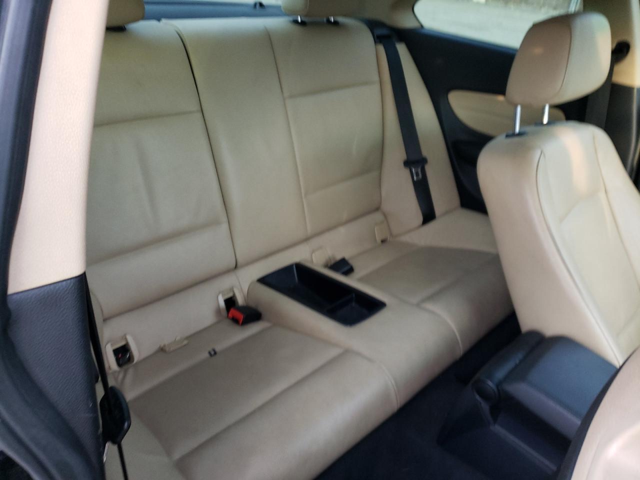 Photo 6 from auction – 2011 BMW 128 I with VIN WBAUP7C5XBVK78520
