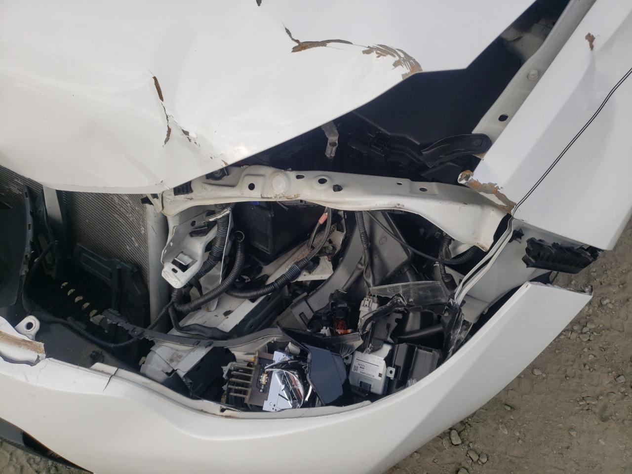 Photo 9 from auction – 2016 TOYOTA COROLLA L with VIN 5YFBURHE3GP399892