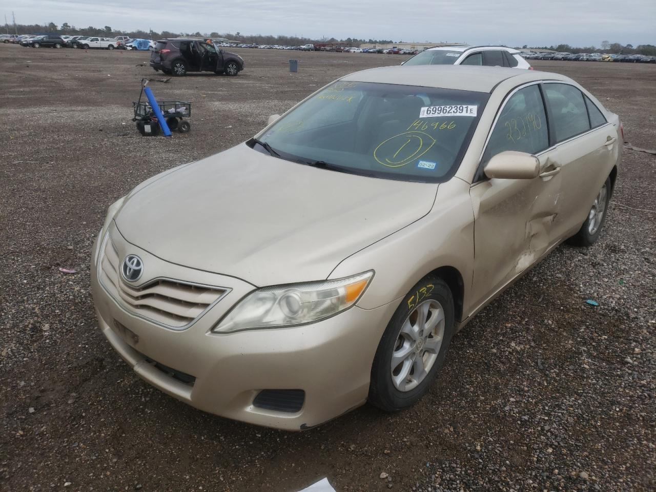 Photo 2 from auction – 2011 TOYOTA CAMRY BASE with VIN 4T4BF3EK4BR146966