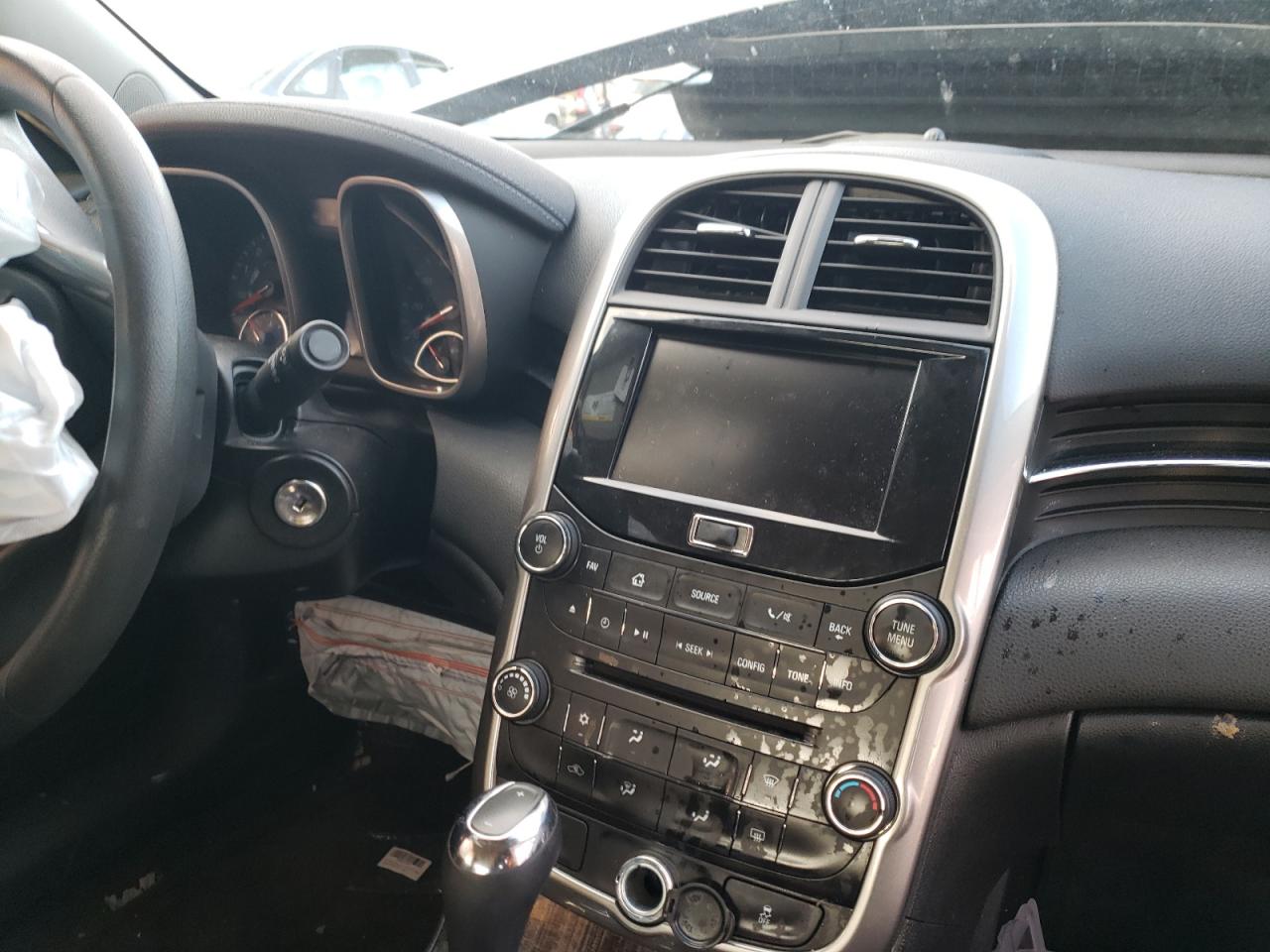 Photo 9 from auction – 2015 CHEVROLET MALIBU 1LT with VIN 1G11C5SL9FF253980