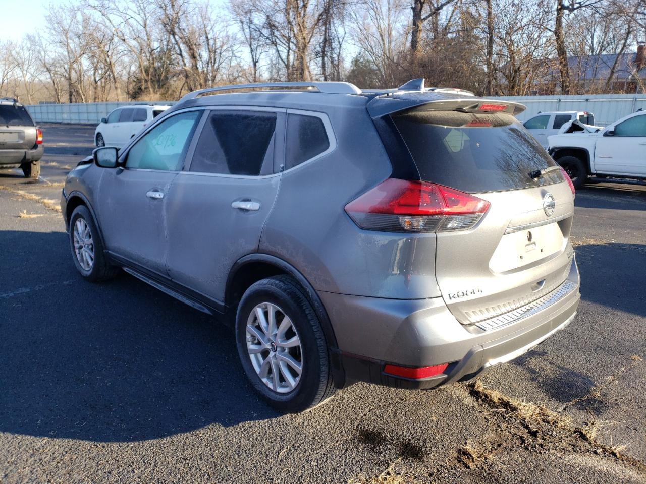 Photo 3 from auction – 2019 NISSAN ROGUE S with VIN 5N1AT2MT7KC809097