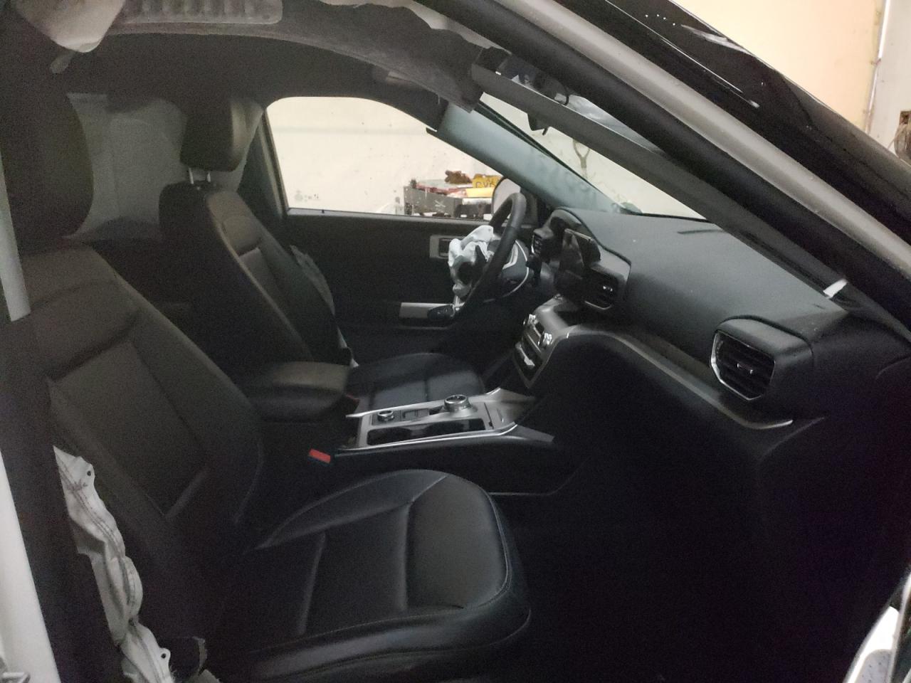 Zdjęcie 5 z aukcji – 2021 FORD EXPLORER X z VIN 1FMSK8DH0MGB69395