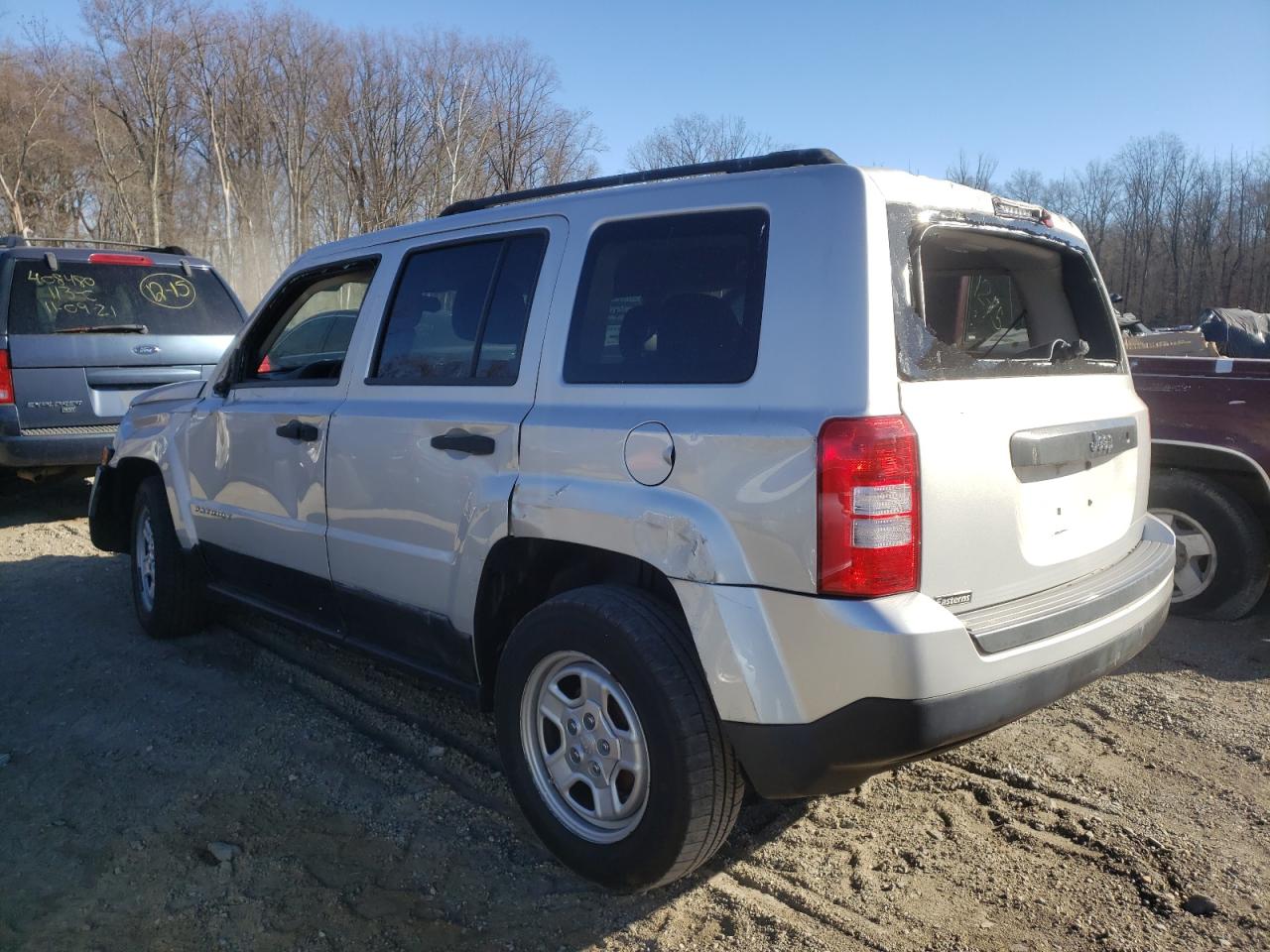Photo 3 from auction – 2011 JEEP PATRIOT SP with VIN 1J4NT1GA1BD112751