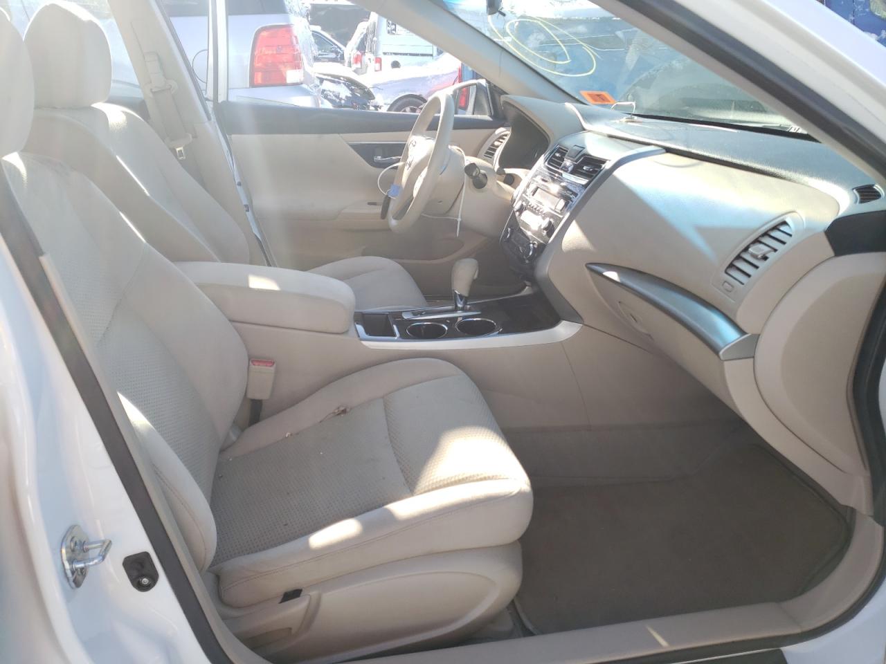 Photo 5 from auction – 2014 NISSAN ALTIMA 2.5 with VIN 1N4AL3AP3EC324550