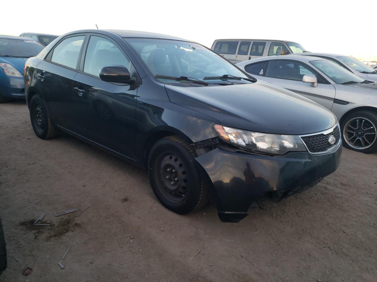 KIA FORTE EX 2013 with VIN KNAFU4A24D5732241 - Photo from auction