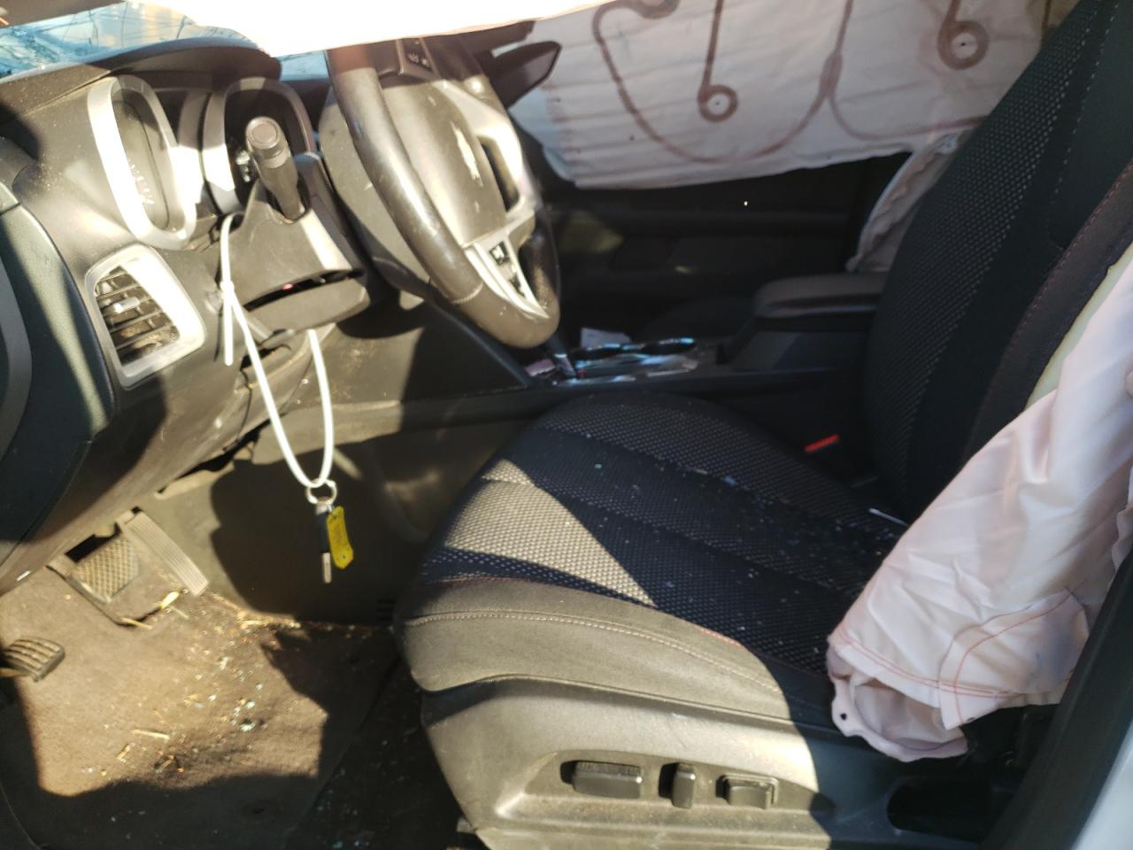 Photo 5 from auction – 2016 CHEVROLET EQUINOX LT with VIN 2GNALCEK3G6160597