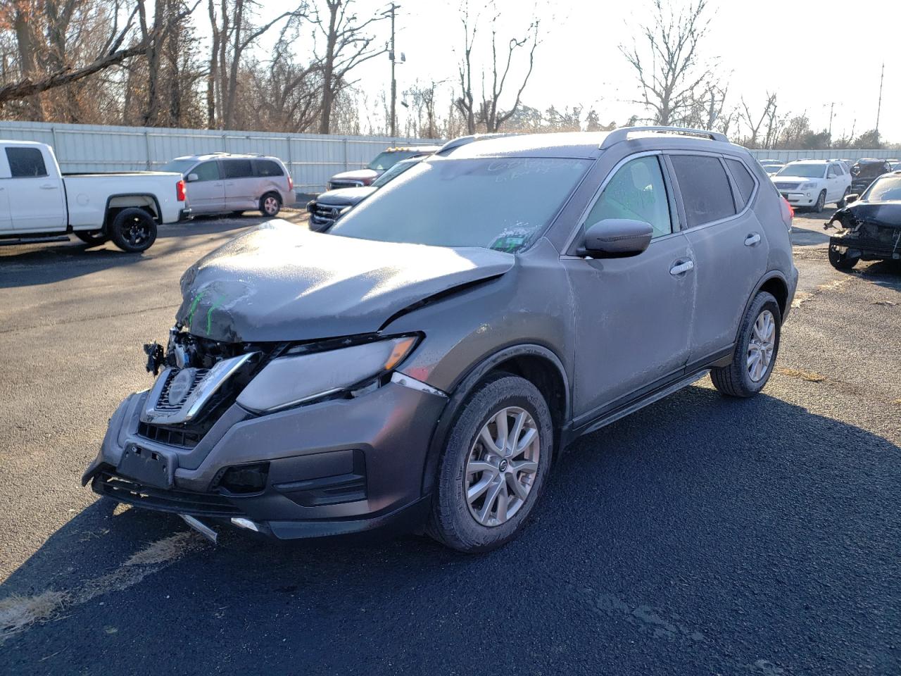 Photo 2 from auction – 2019 NISSAN ROGUE S with VIN 5N1AT2MT7KC809097