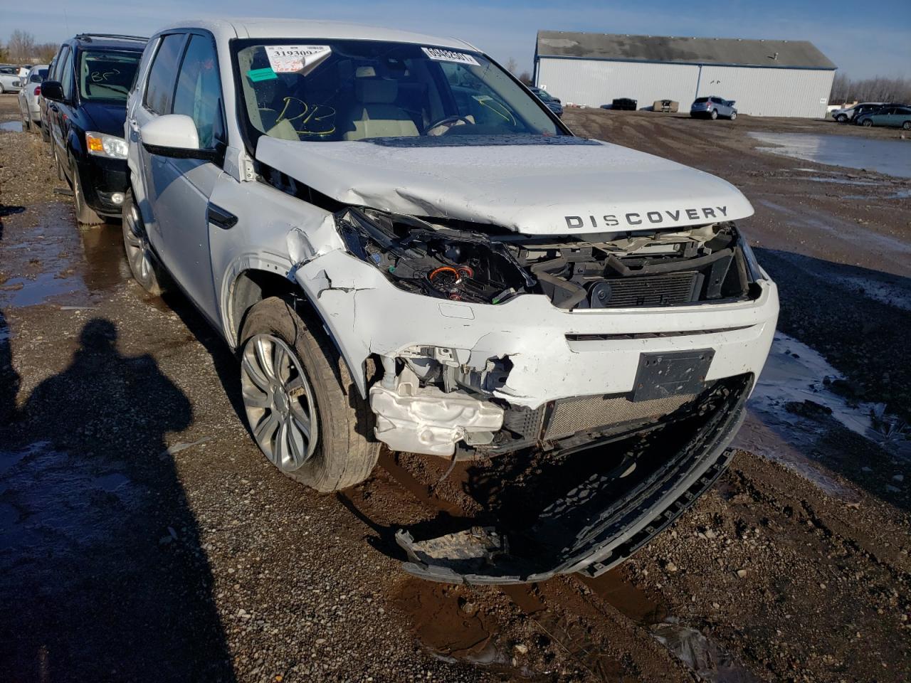 Photo 9 from auction – 2017 LAND ROVER DISCOVERY with VIN SALCP2BG9HH659098