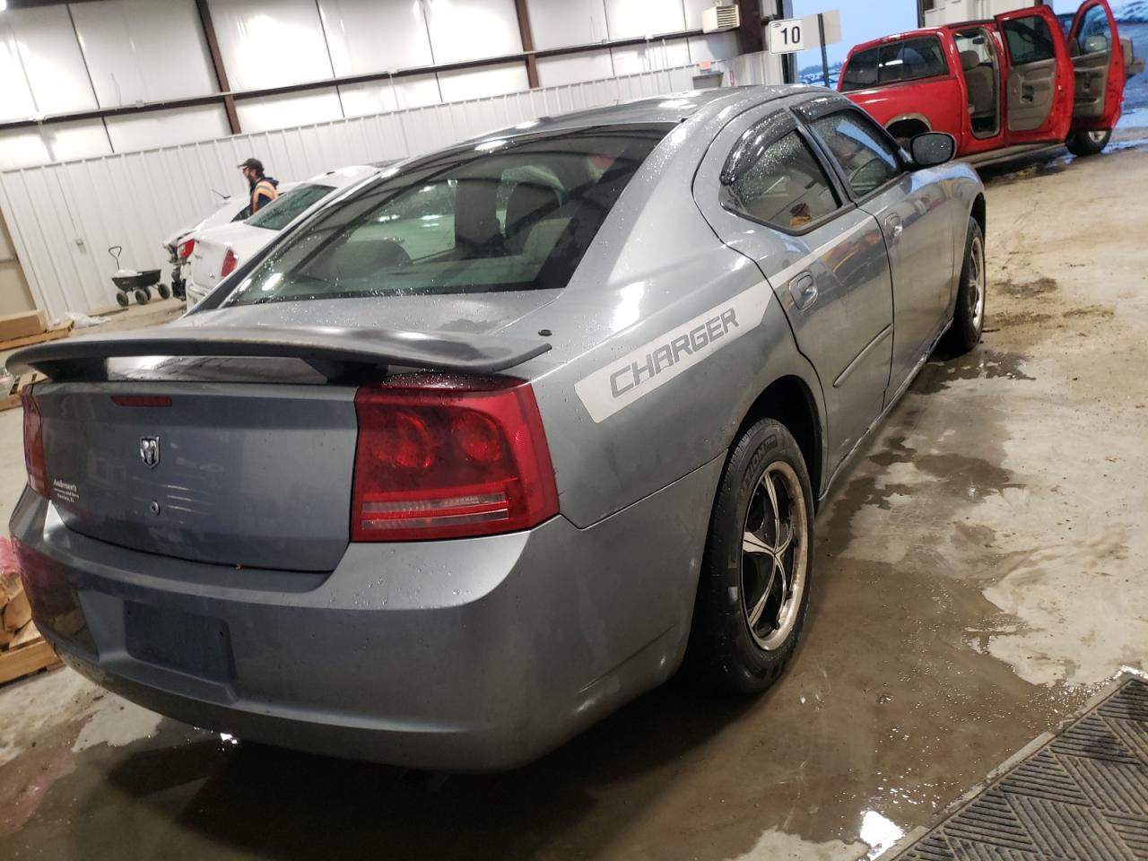 Photo 4 from auction – 2006 DODGE CHARGER SE with VIN 2B3KA43GX6H460231